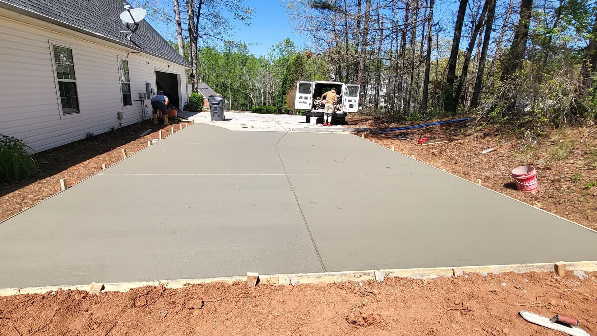 Freshly poured concrete driveway by Hawk Concrete LLC in Griffin, Georgia