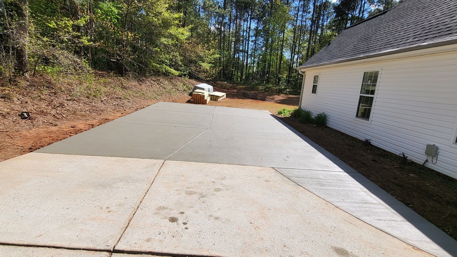 Finished concrete driveway poured by Hawk Concrete LLC